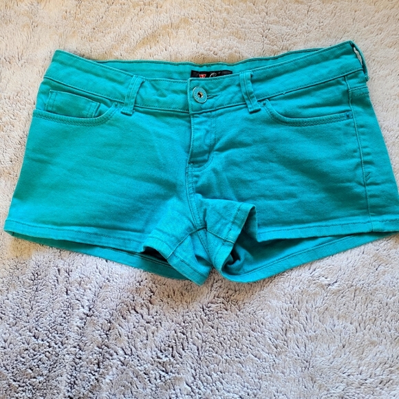 Guess Aqua Women's Shorts - Size 30 - Picture 1 of 4